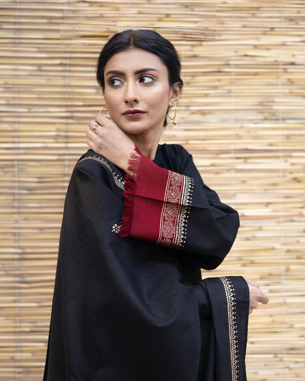 Tribal Queen Gold-Printed Lawn Ensemble