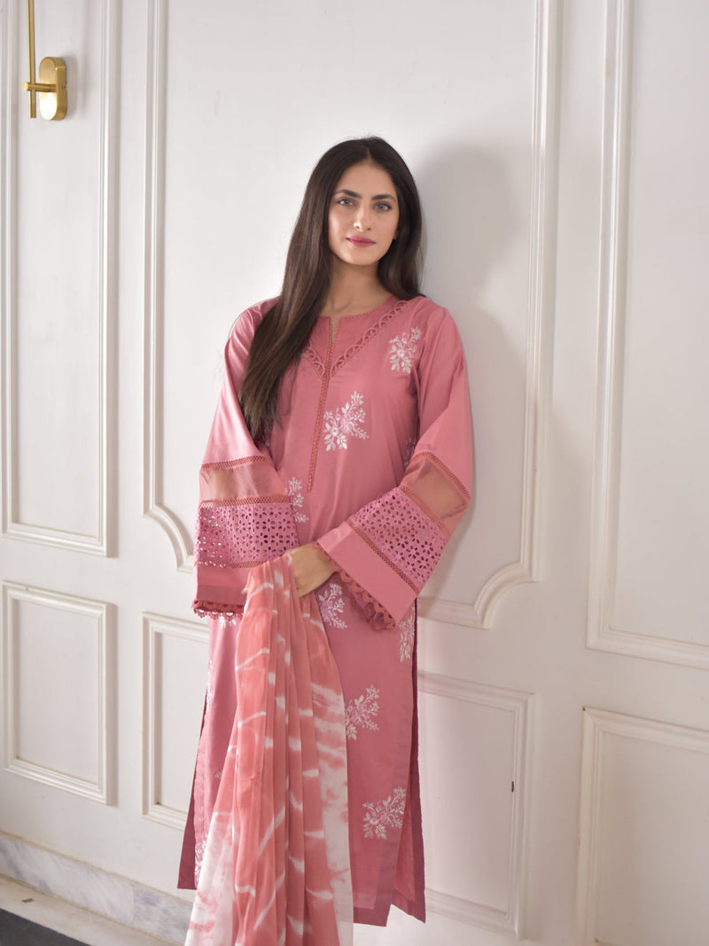 Rose Bell 3-Piece Embroidered Ensemble