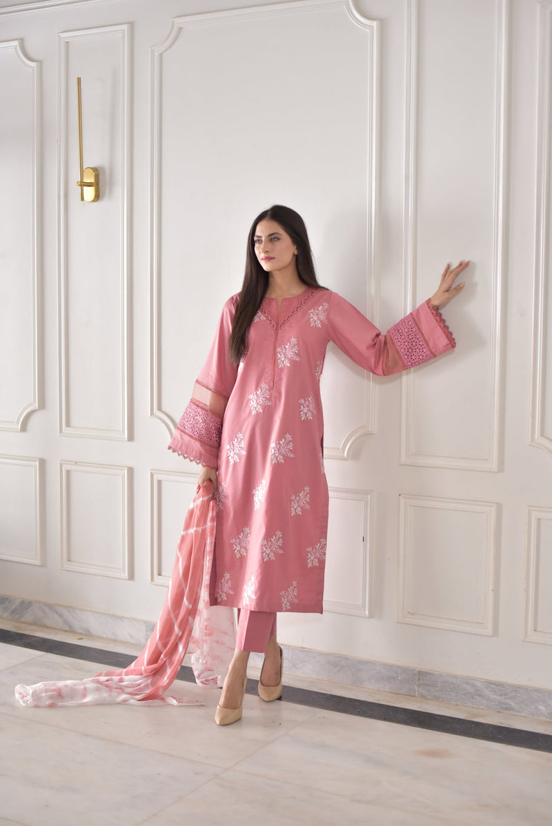 Rose Bell 3-Piece Embroidered Ensemble