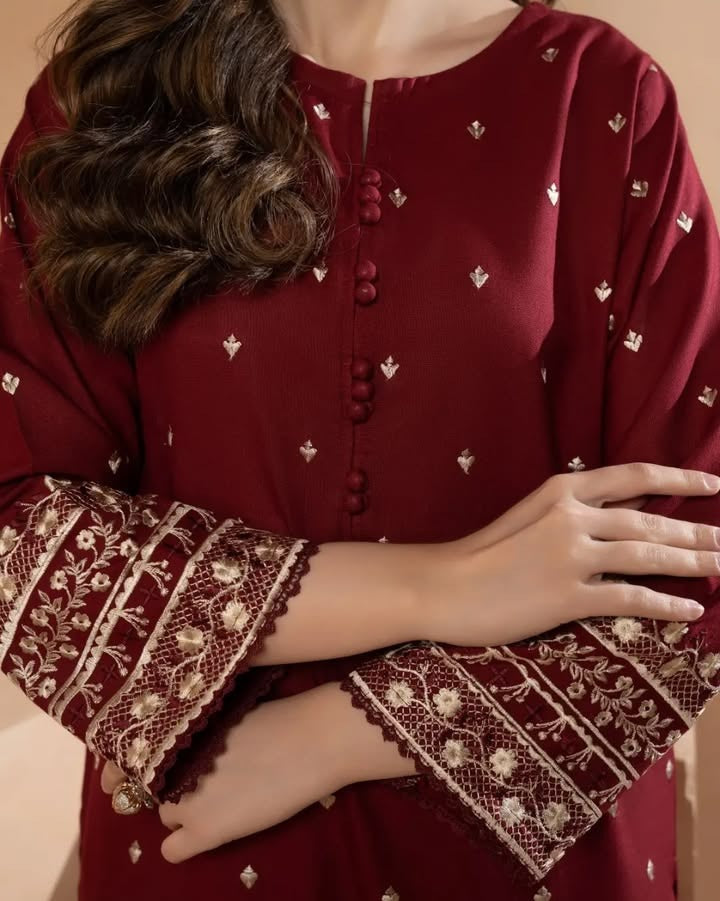 Pop Garnet 2-Piece Embroidered Lawn Ensemble